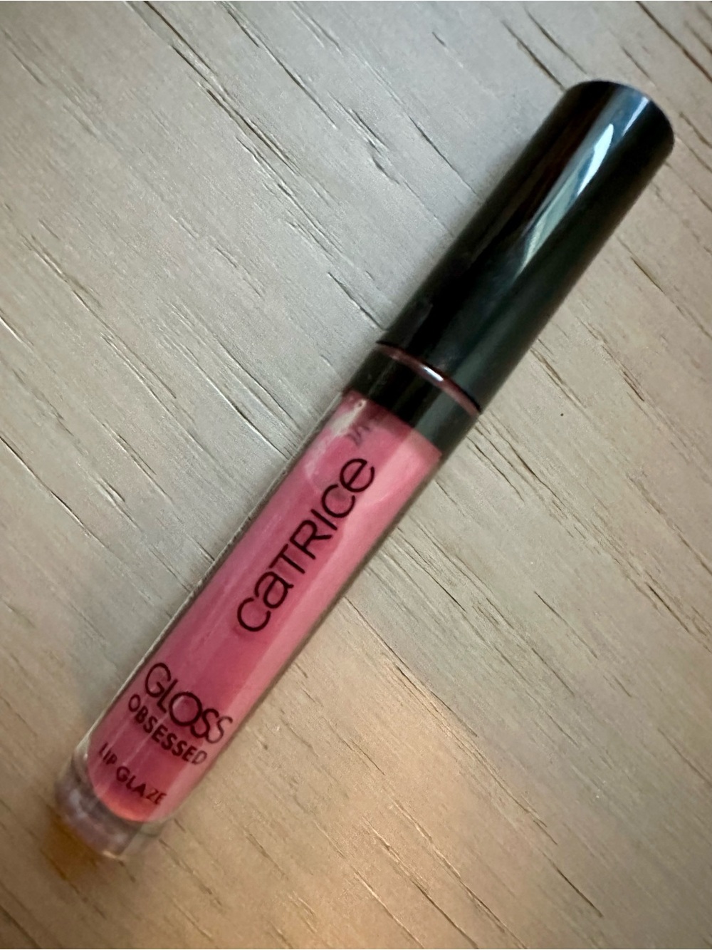 Catrice- Gloss Obsessed Lip Glaze - BABE